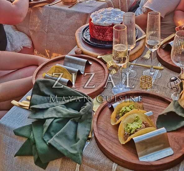 Mesa gourmet de 7 tiempos en palapa privada frente al mar en Sisal